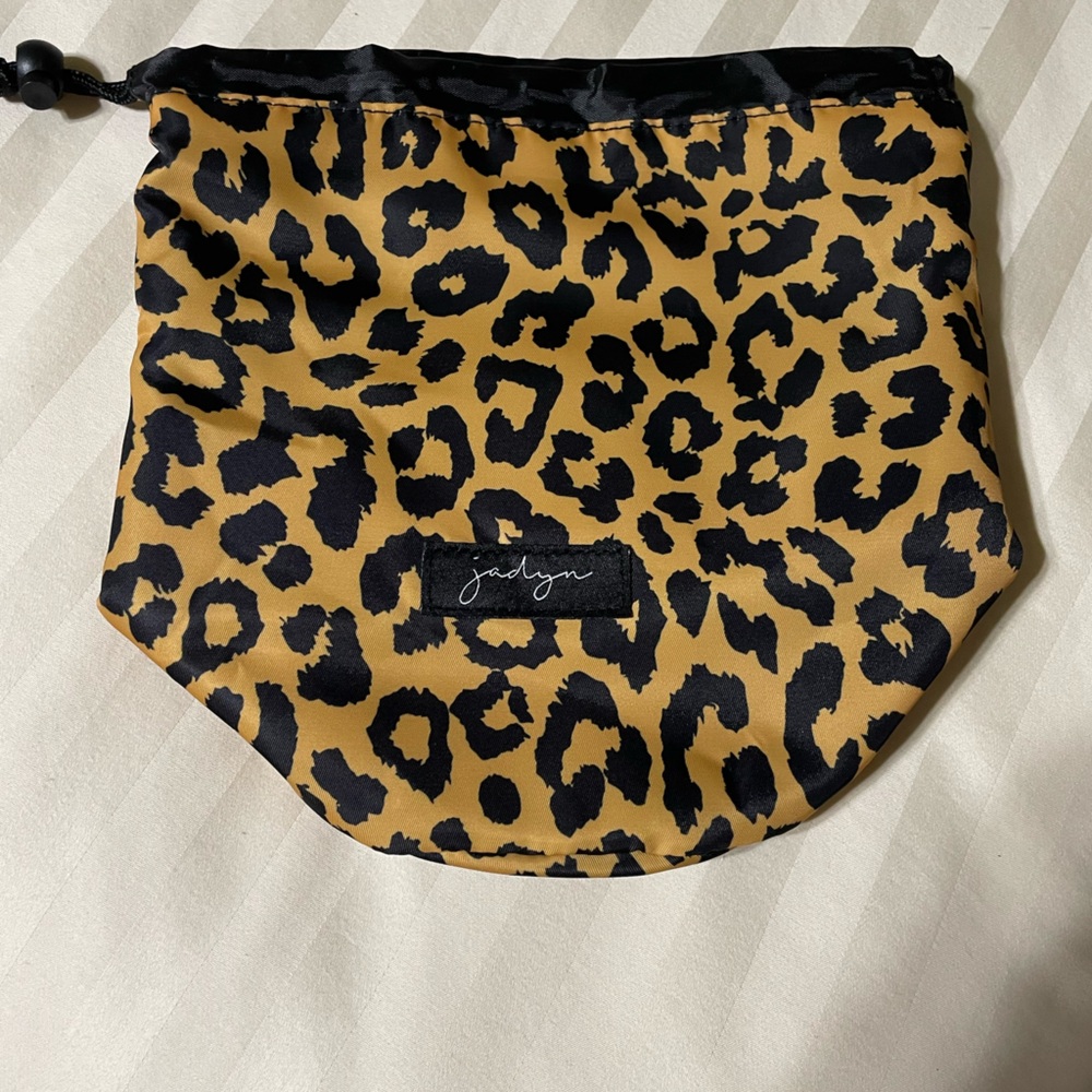 Jadyn cheetah print make-up bag